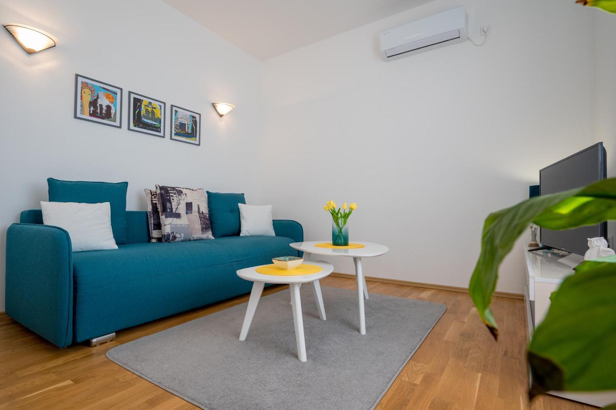 Apartment Lana *